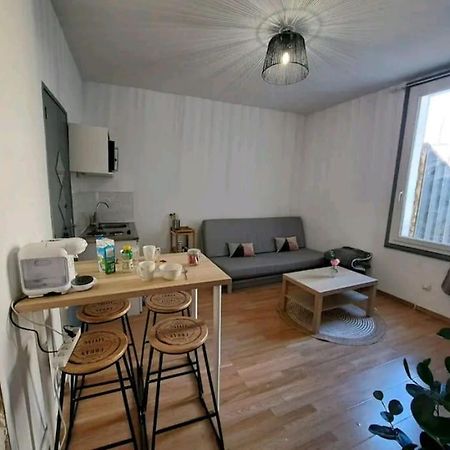 Logement Cosy Pour 4, Wifi, Centre Ville Монпелие Екстериор снимка